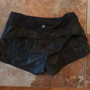 Lululemon Black shorts size 4